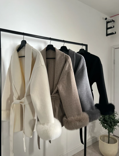 ARIA - PREMIUM MANTEL YAMIA™