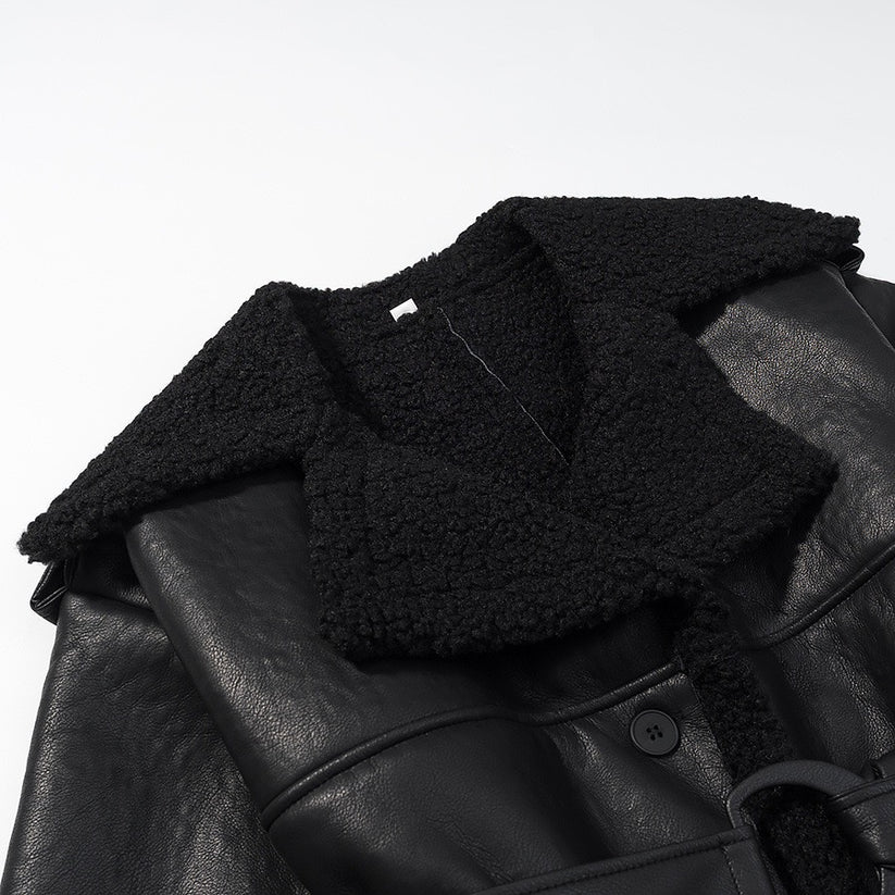 MADAME - MANTEL MIT LEDER OPTIK YAMIA™