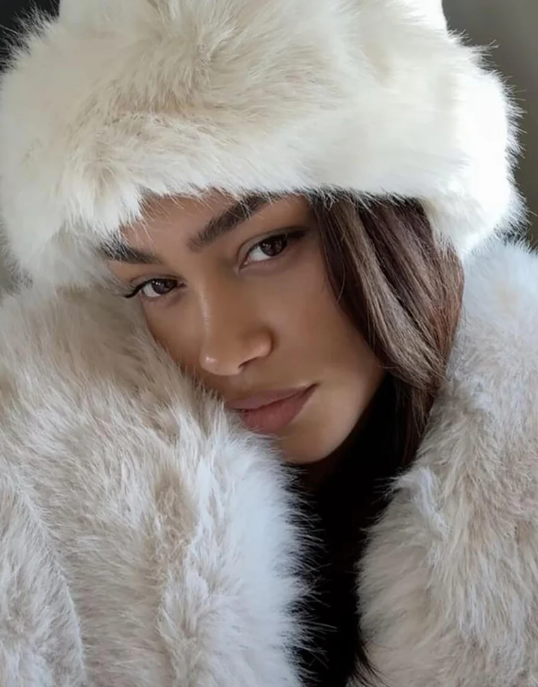 LACY - FAUX FUR HAT YAMIA™