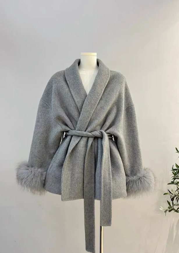 ARIA - PREMIUM MANTEL YAMIA™