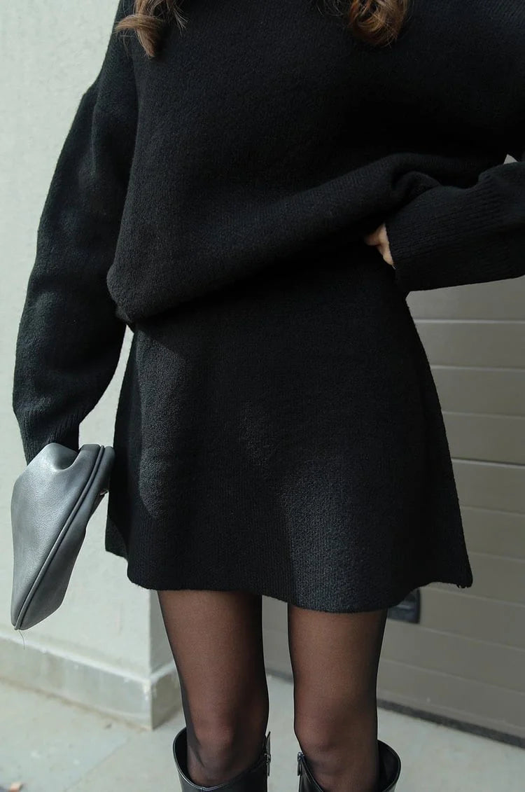 ELLA  -  KNITTING SET YAMIA™